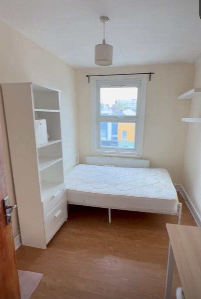 Spacious double in flatshare Main Photo