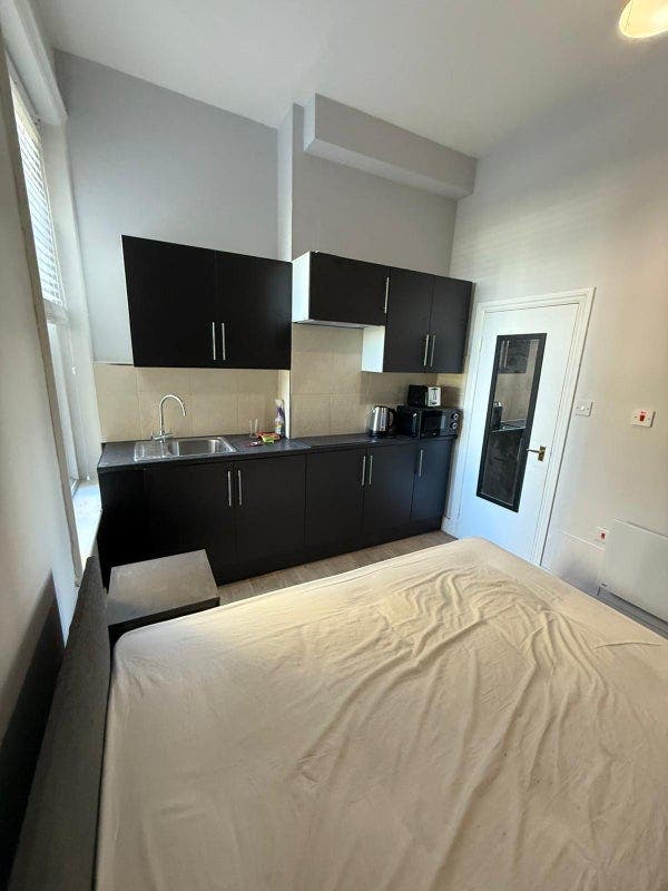 🏠 Self- Contained Studio to Let in Finchley Road✨ Main Photo