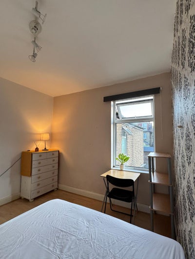 Lovely Double Rooms in Lewisham  Main Photo