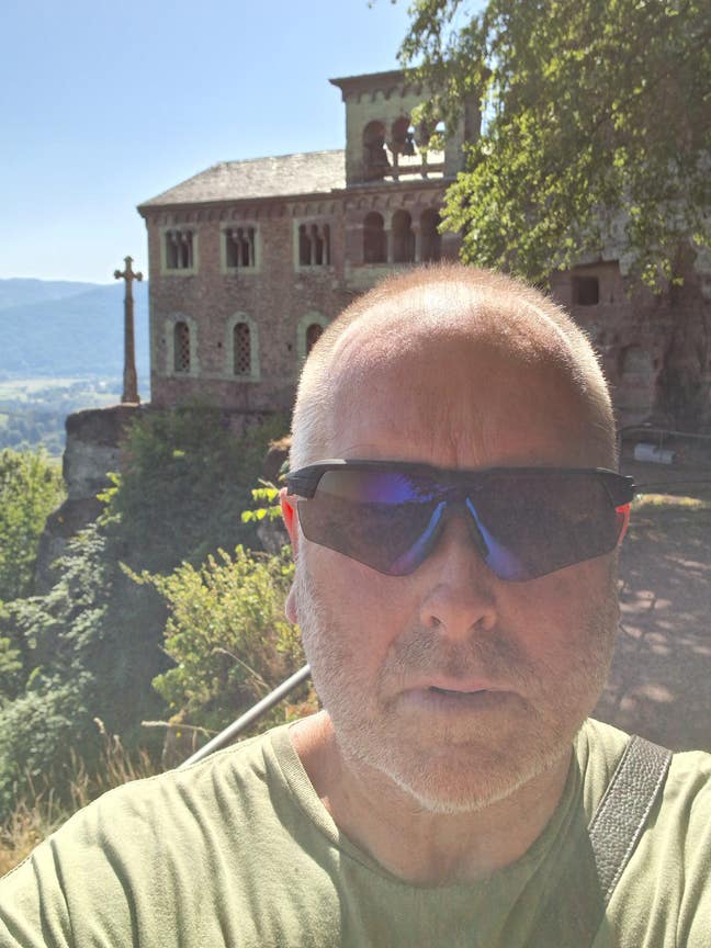 Hi im an easy going guy looking for room. Main Photo