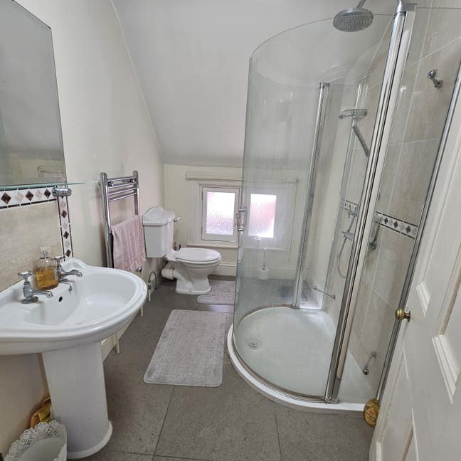 A room with a view in large family home. Main Photo