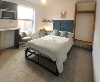 🚨 High Spec Studio - Available October🚨 Main Photo