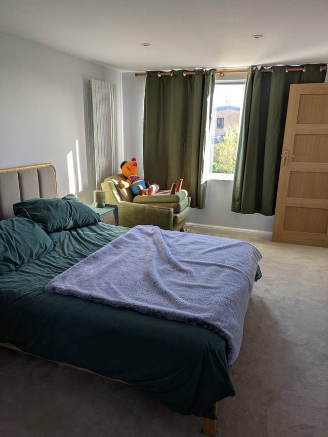 Large en-suite double in great location  Main Photo
