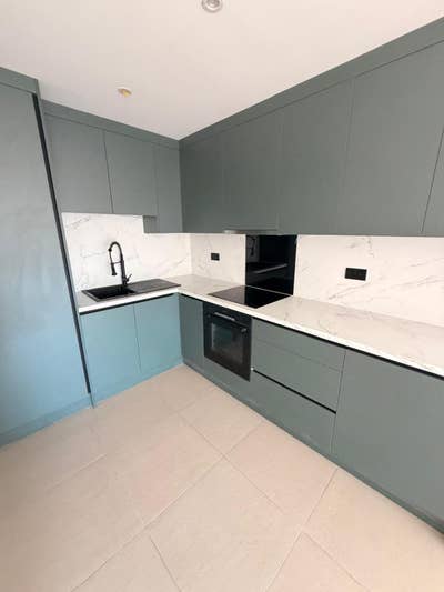 1 Bed Flat to rent in High Street with Balcony Main Photo