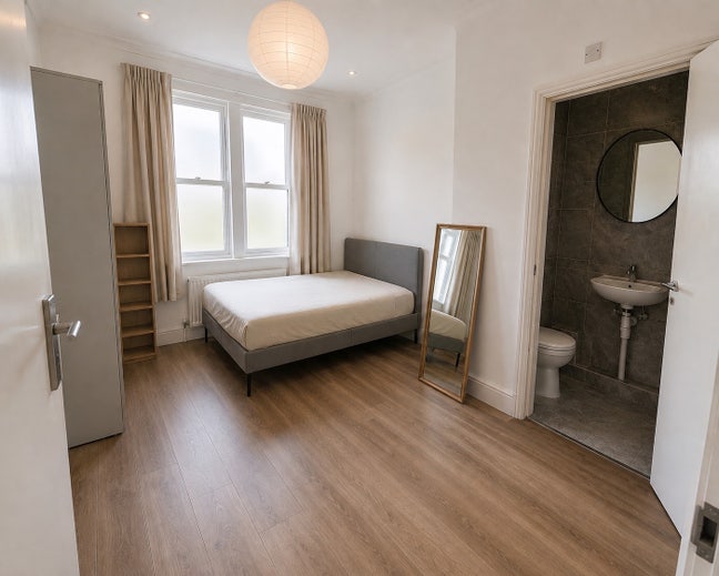EN-SUITE ROOM!!( with bathroom)🛋️🛁 Main Photo