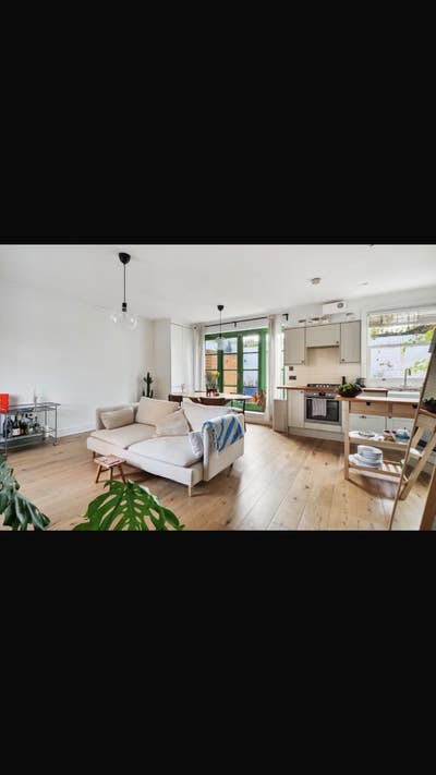 Room available in friendly 2-bed Lewisham flat Main Photo