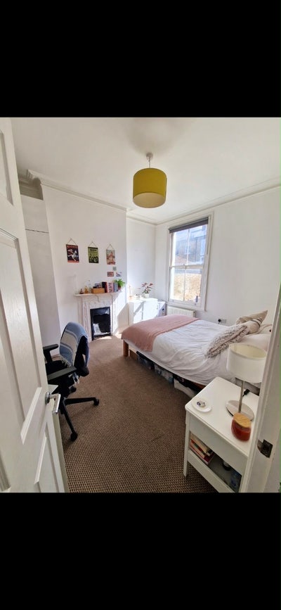 1 bed - Clapham Junction Main Photo