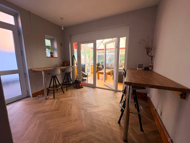 😍Beautiful Double Room • No Deposit Needed (20Lr) Main Photo