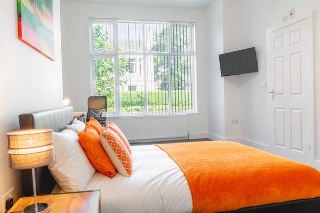 En-Suite Professional Room 😍  Main Photo
