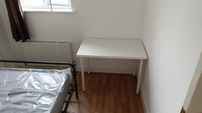 Bills Included – Rooms Available in Spacious 4-Bed Main Photo