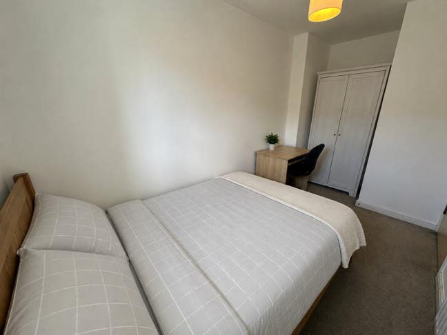 Double Room in HMO on Circus Drive, CB4 (14CD4) Main Photo