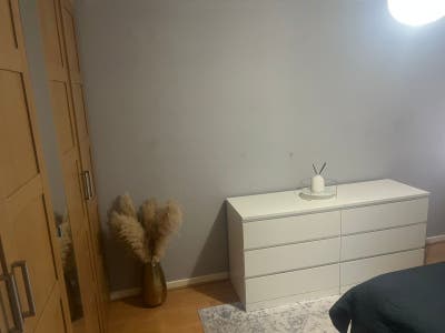 Spacious Double Room – Prime Location Main Photo