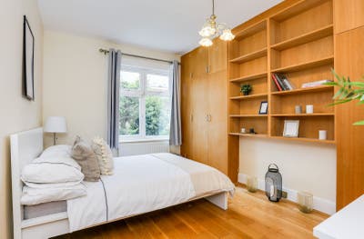 🥳 🏠 Great room in homely Mortlake home! 🏠 🥳 Main Photo