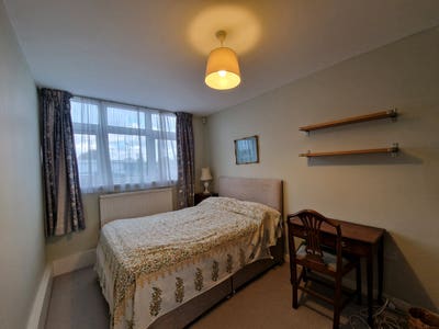 Large Double Bedroom, all bills Inc. Main Photo