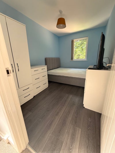 Double Room with Private Bathroom Main Photo