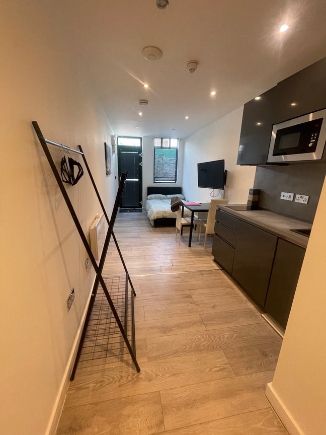 Lovely Studio Flat - Newbury Centre Main Photo