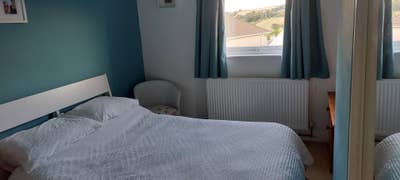 Double room in 4 bedroom house. Lovely village loc Main Photo