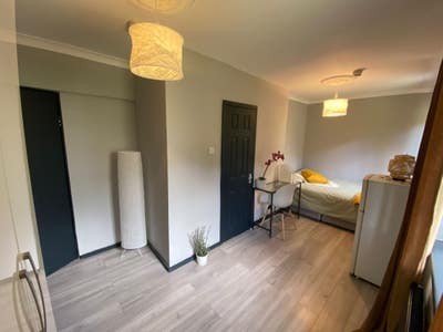 🏡 Ensuite Room Available in SE5 – &pound;1,200 PCM ✨ Main Photo