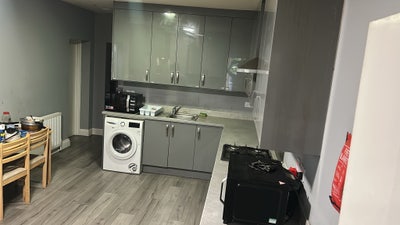En suite room for rent in Wembley Main Photo