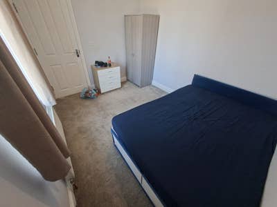 Best Offer, No Deposit, Bills Included   Main Photo