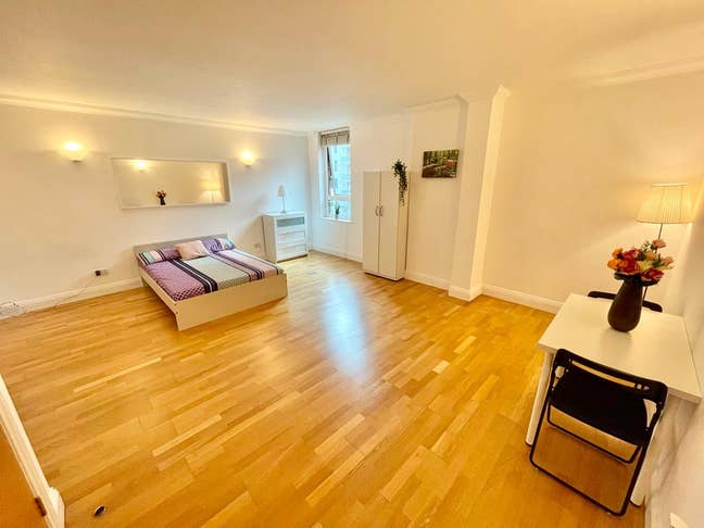 Double Room in Shared Flat – Crossharbour, E14 Main Photo