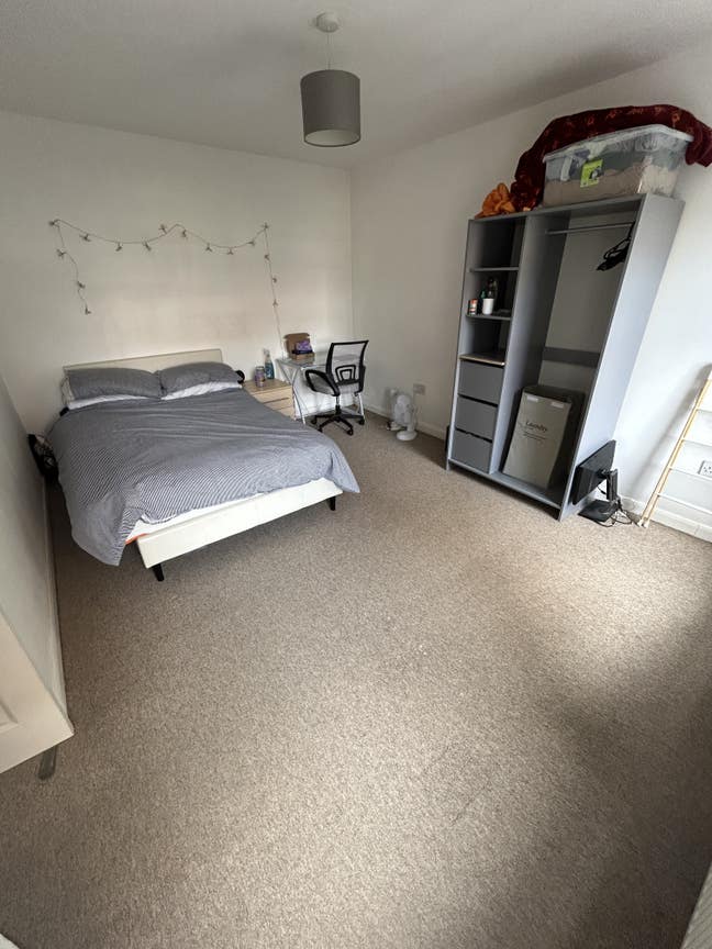 Large Double Bedroom to Rent out in Seaford  Main Photo