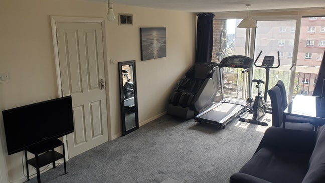 Massive double room, private kitchen& balcony inc Main Photo