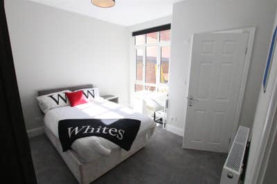 Room 2, Abington Avenue Ensuite Room Main Photo