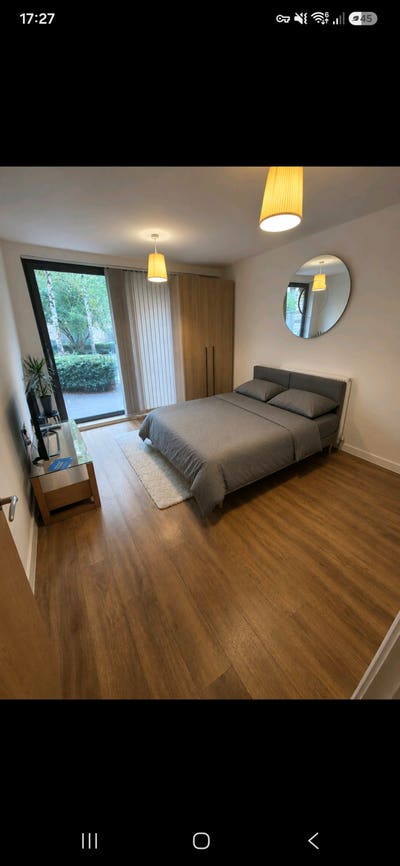 2 Rooms Same House Bow Newly Renovated  Main Photo