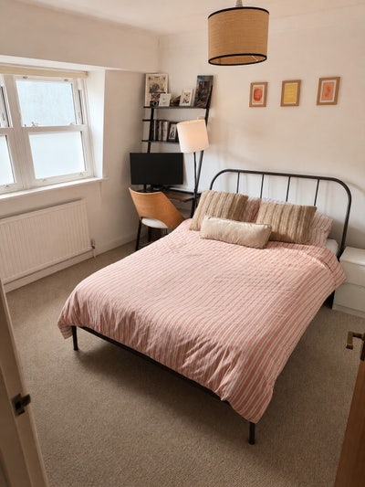  Double Room very central and near beach  Main Photo