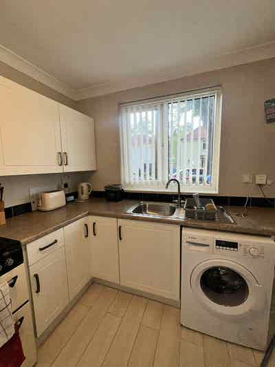 4 bed house available to let as whole  Main Photo