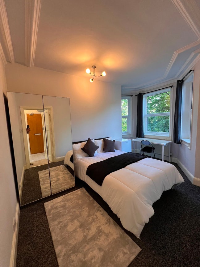 🛏️ Double Room to Let in Golders Green  Main Photo