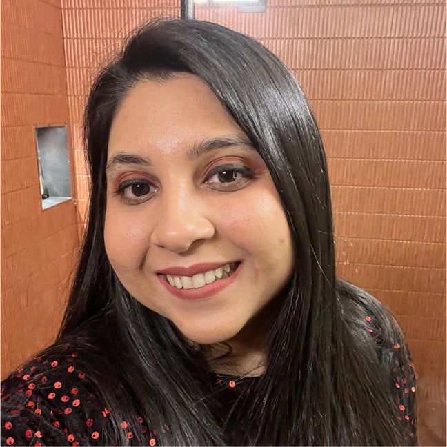 Professional Female seeks a double room Main Photo