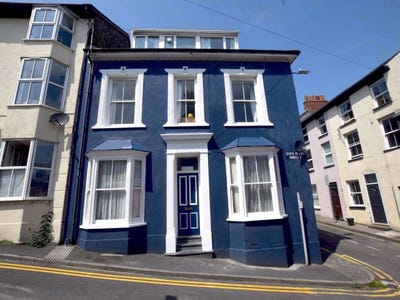 Aberystwyth Student room - bills included  Main Photo