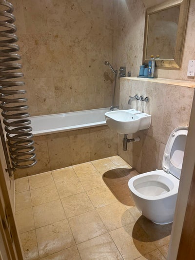 Room Available  Main Photo