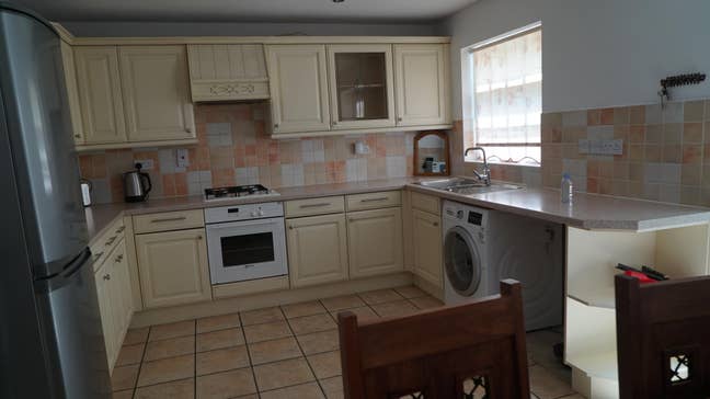 Spacious Double Room in Central Bognor Main Photo