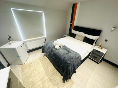 🛏️✨ En-Suite Room to Let in - Enfield Main Photo