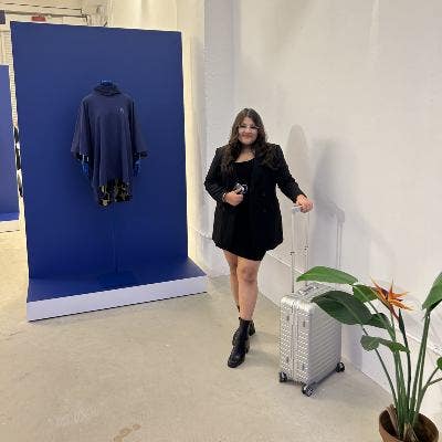 Professional Female seeks a double room Main Photo