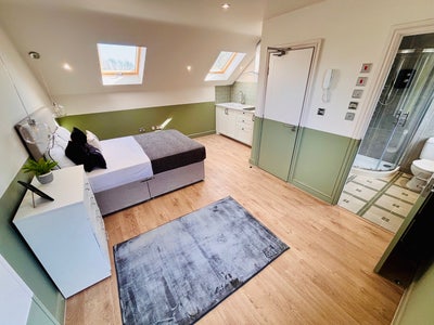 🏡 ✨Studio Flat to Let in Greenford   Main Photo