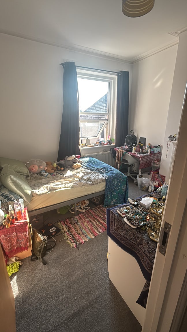 Tenancy Takeover  Main Photo