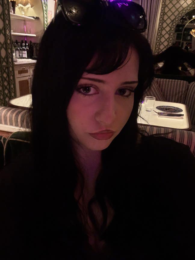 Looking for room that is close to my college  Main Photo