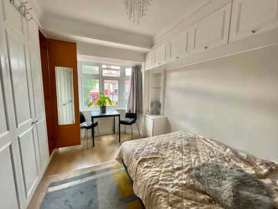 Fab db West London ,bills incl  Off Street Parking Main Photo
