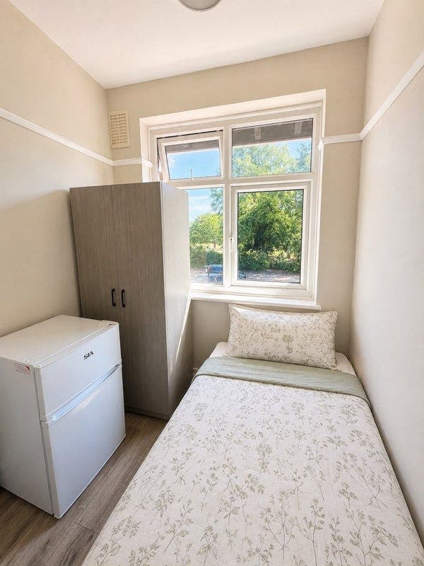 Tottenham Hale | Single Room |0 Deposit. Main Photo