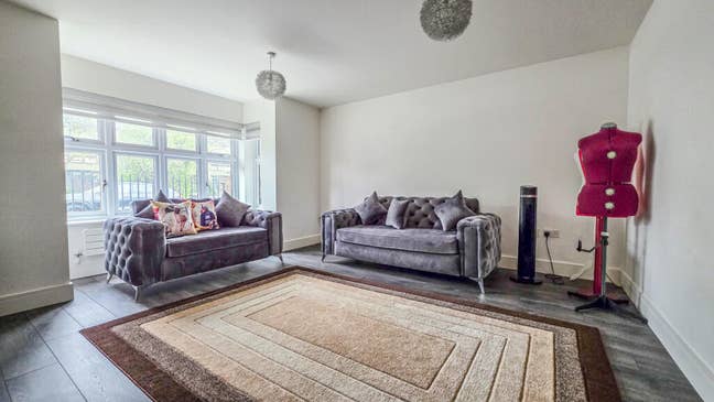 1 Bedroom Flat in Romford  Main Photo