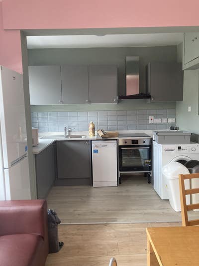 Fantastic 4 bedroom flat perfect for 4 students Main Photo