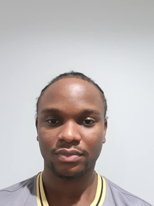 27 year old Male seeks a single or double room Main Photo