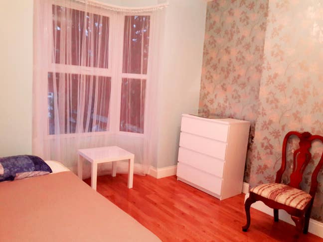 Large Room for Single Occupant-central Gravesend Main Photo
