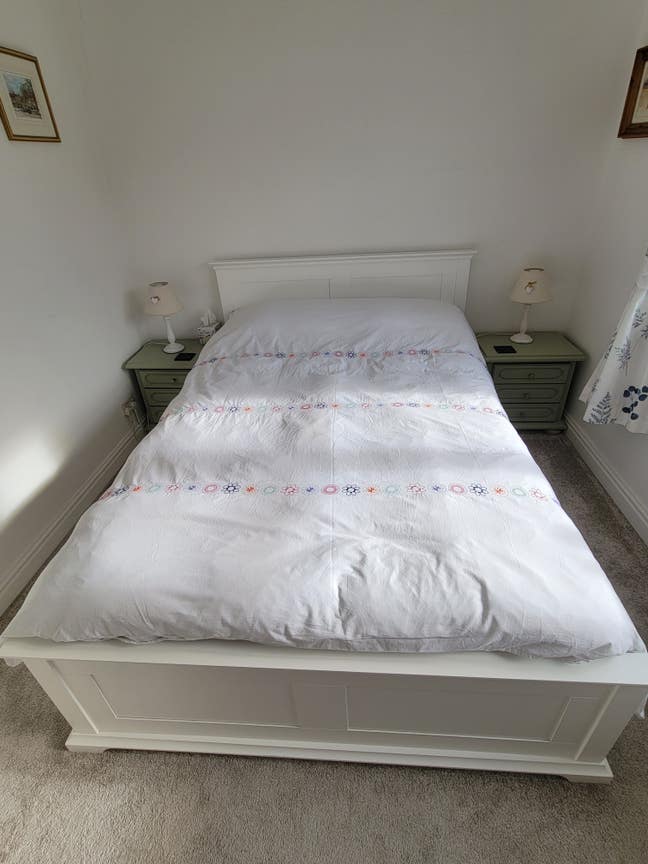 Double room for female student Main Photo