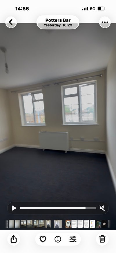 Room Main Photo