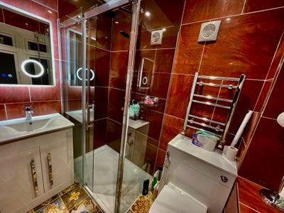 Lux  En-suites Double Rooms fully furnished  Main Photo
